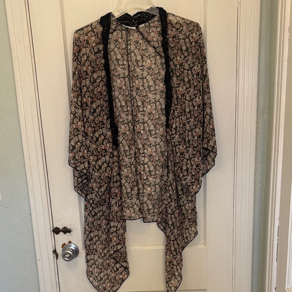 New York & Company Black and Pink Floral sheer cardigan